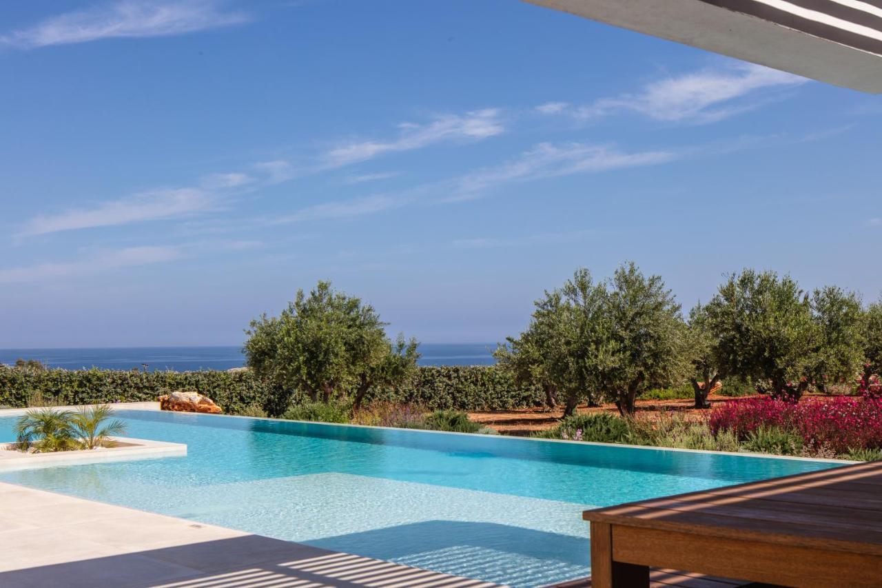 Chic Dream Villa Agios Onoufrios エクステリア 写真